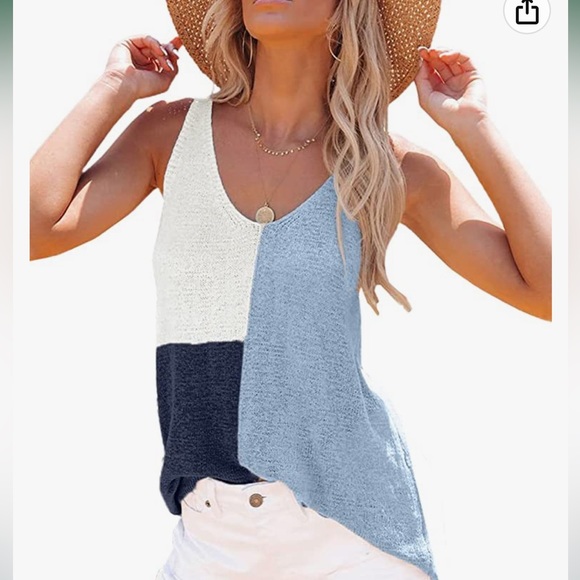 Tops - NWOT V-neck knit color block tank top